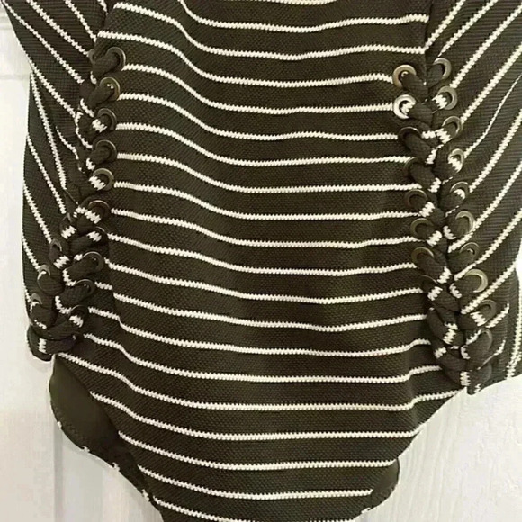 NEW RED CARTER LACED OLIVE STRIPED ONE PIECE SWIMSUIT SIZE 8/M - Picture 5 of 10